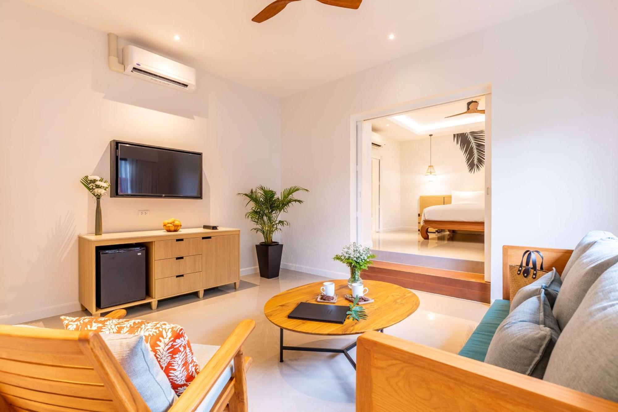 Outrigger Surin Beach Resort - Sha Extra Plus Екстериор снимка