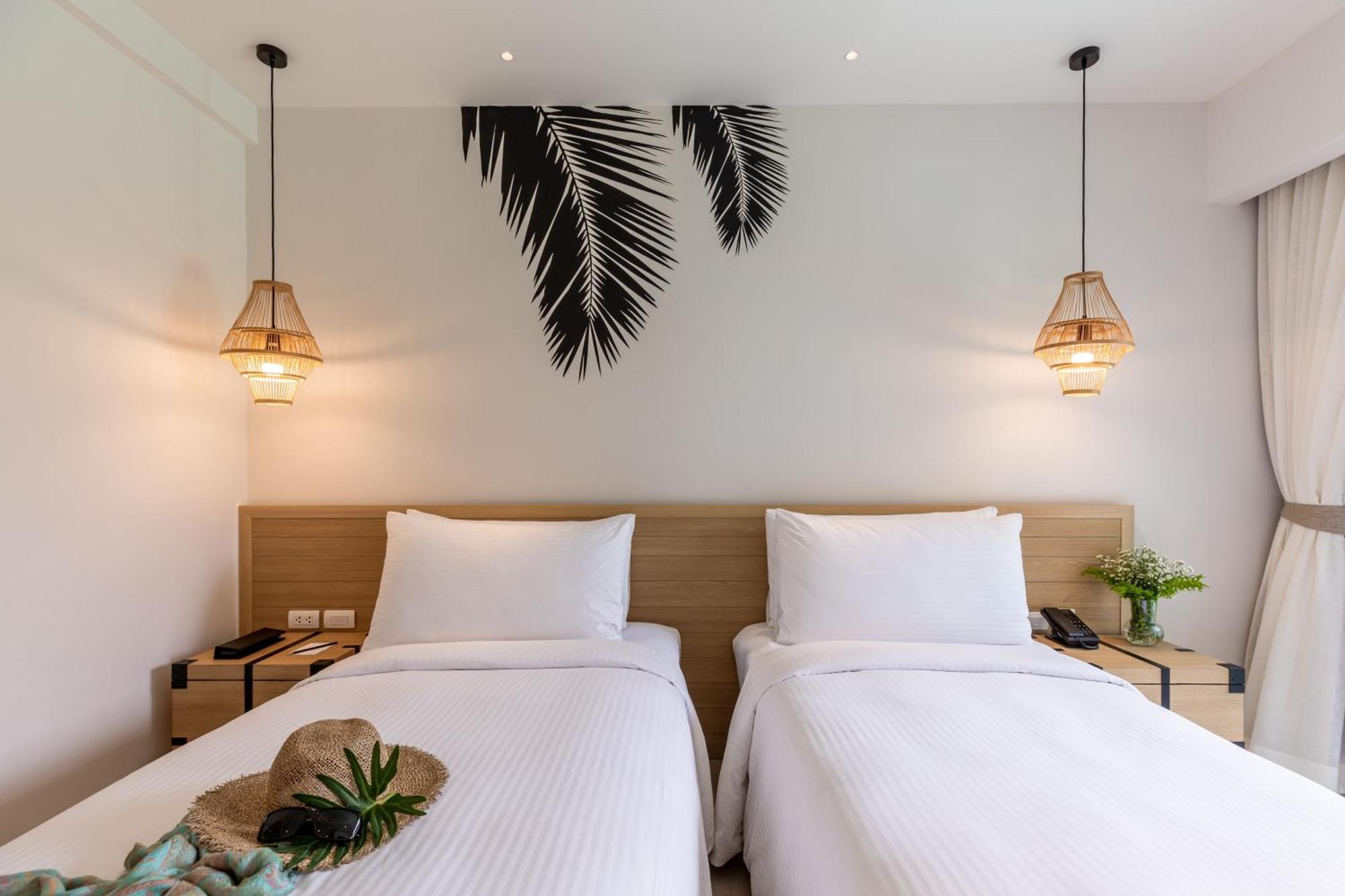 Outrigger Surin Beach Resort - Sha Extra Plus Стая снимка Deluxe Room
