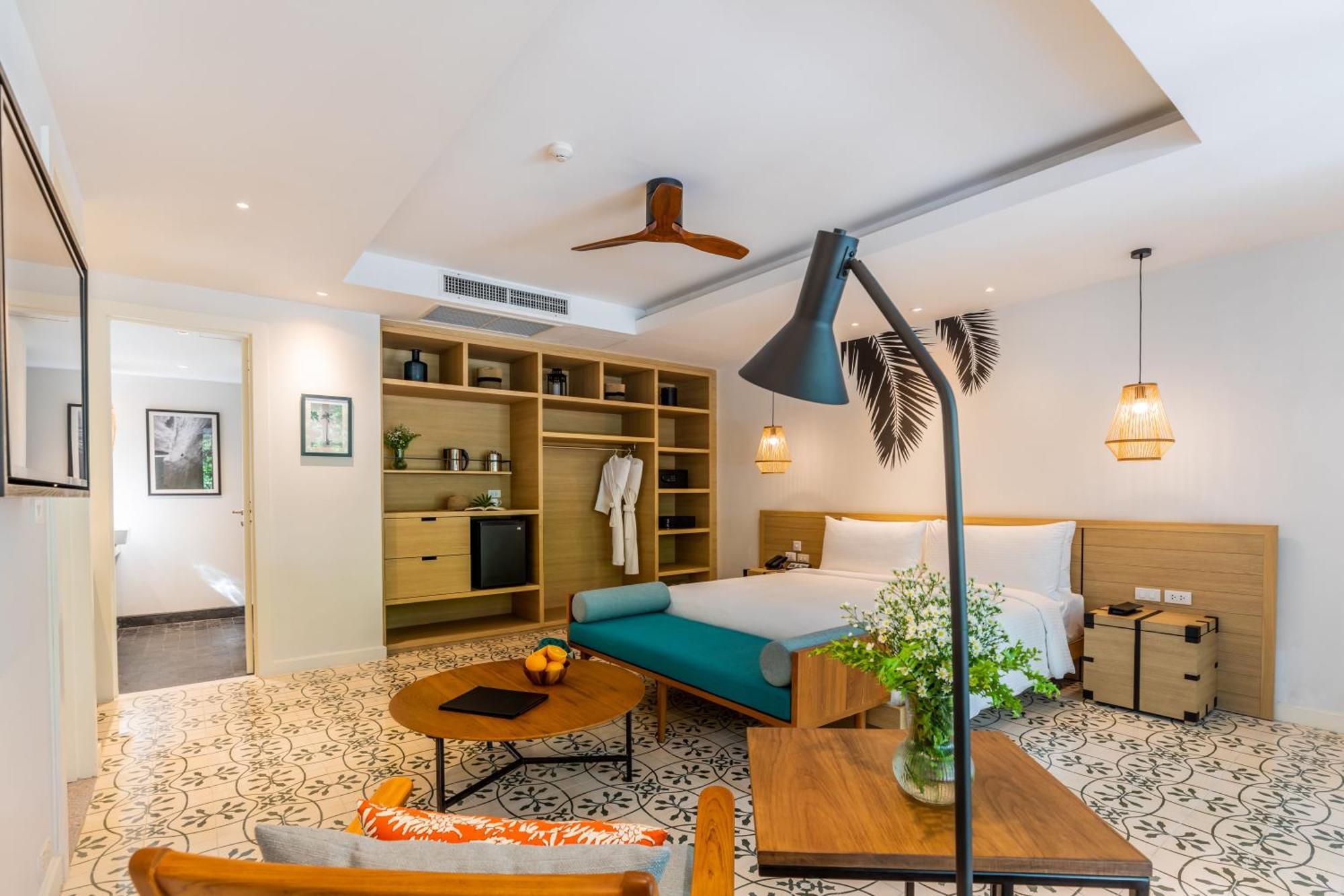 Outrigger Surin Beach Resort - Sha Extra Plus Стая снимка Deluxe Suite